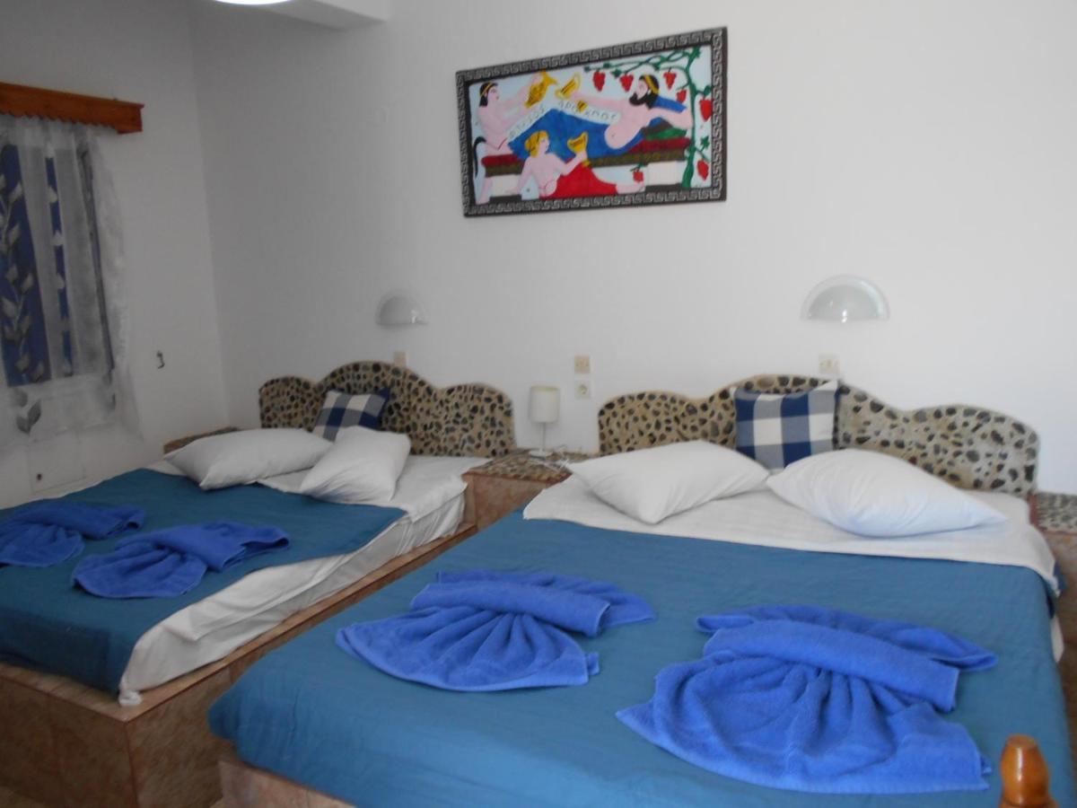 Studios Apartments Kapetanios Perissa  Exterior photo