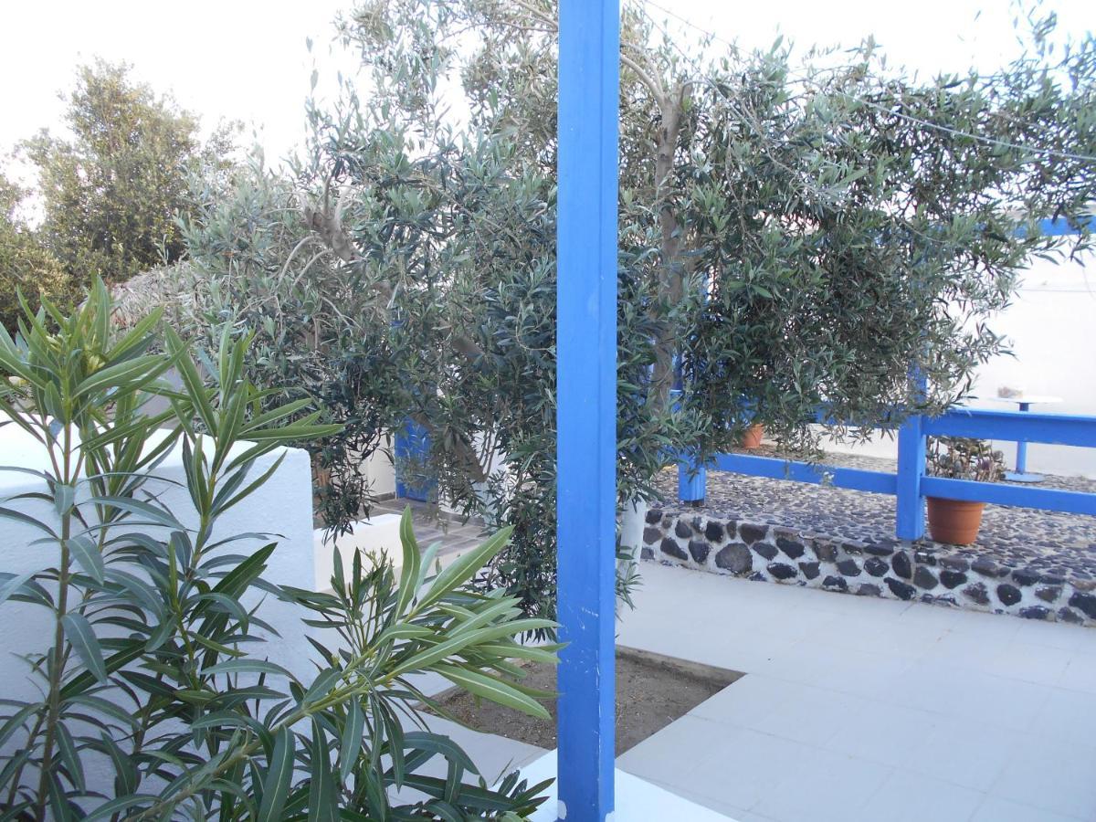 Studios Apartments Kapetanios Perissa  Exterior photo