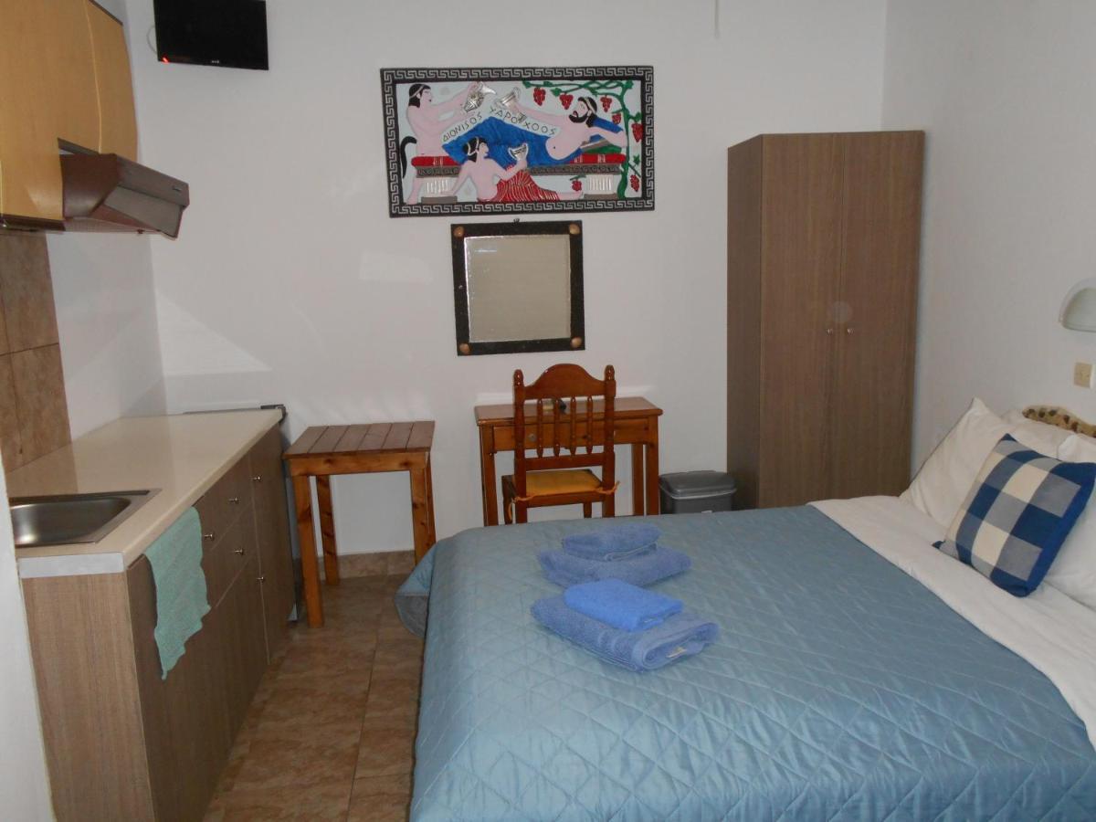 Studios Apartments Kapetanios Perissa  Exterior photo