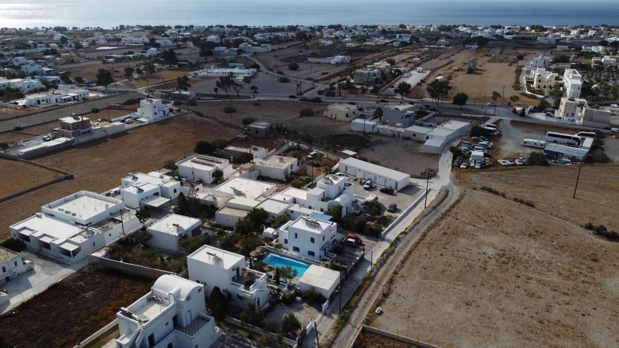 Studios Apartments Kapetanios Perissa  Exterior photo