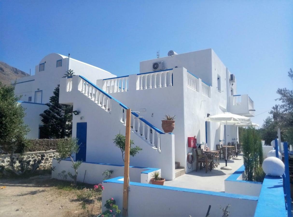 Studios Apartments Kapetanios Perissa  Exterior photo